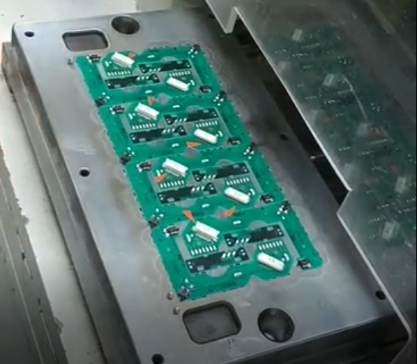 The working principle of PCB stamping depaneling machine and how to choose a suitable stamping depaneling machine